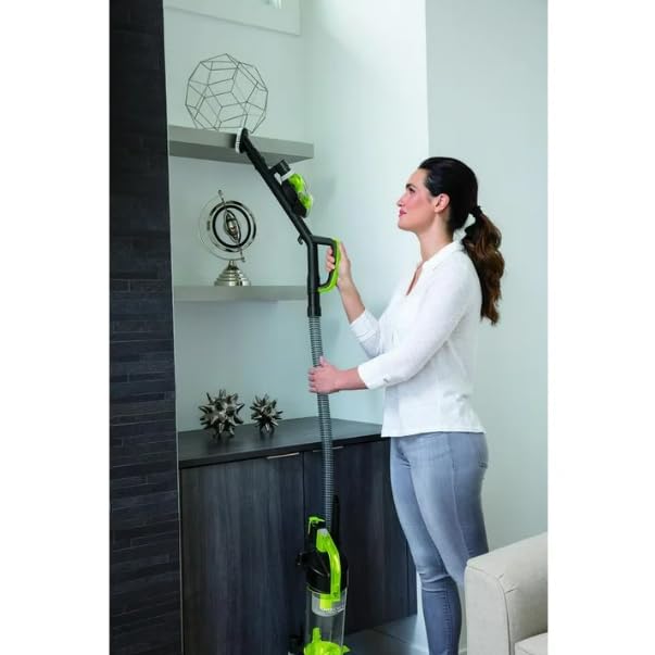 Compact Turbo Bagless Vacuum Cleaner with Turbo Brush U583200