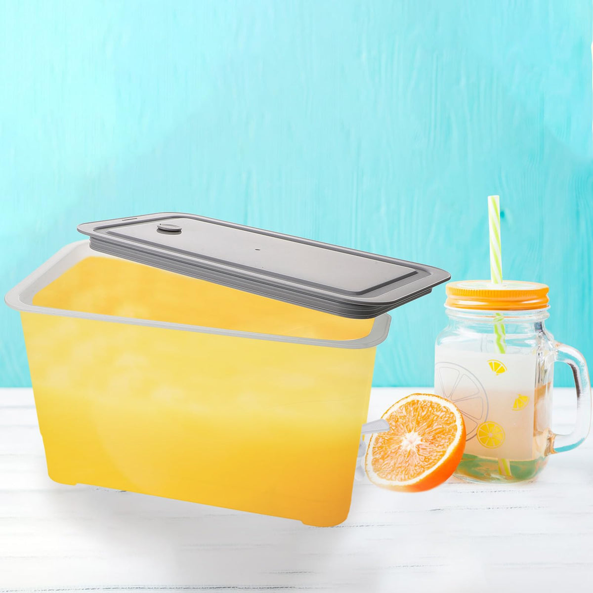 4L Water Jug with Faucet and Lid L6763