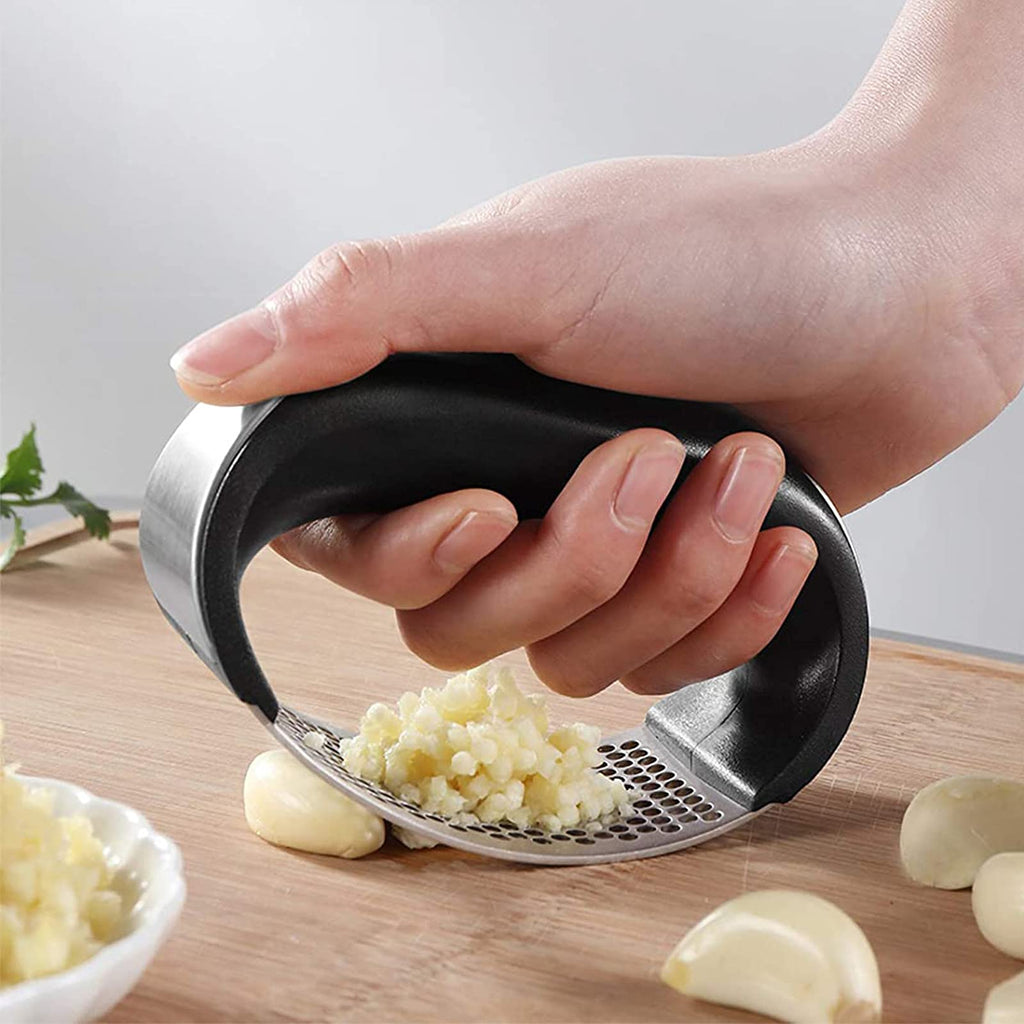 Stainless Steel Garlic Press Rocker with Silicone Peeler B8355