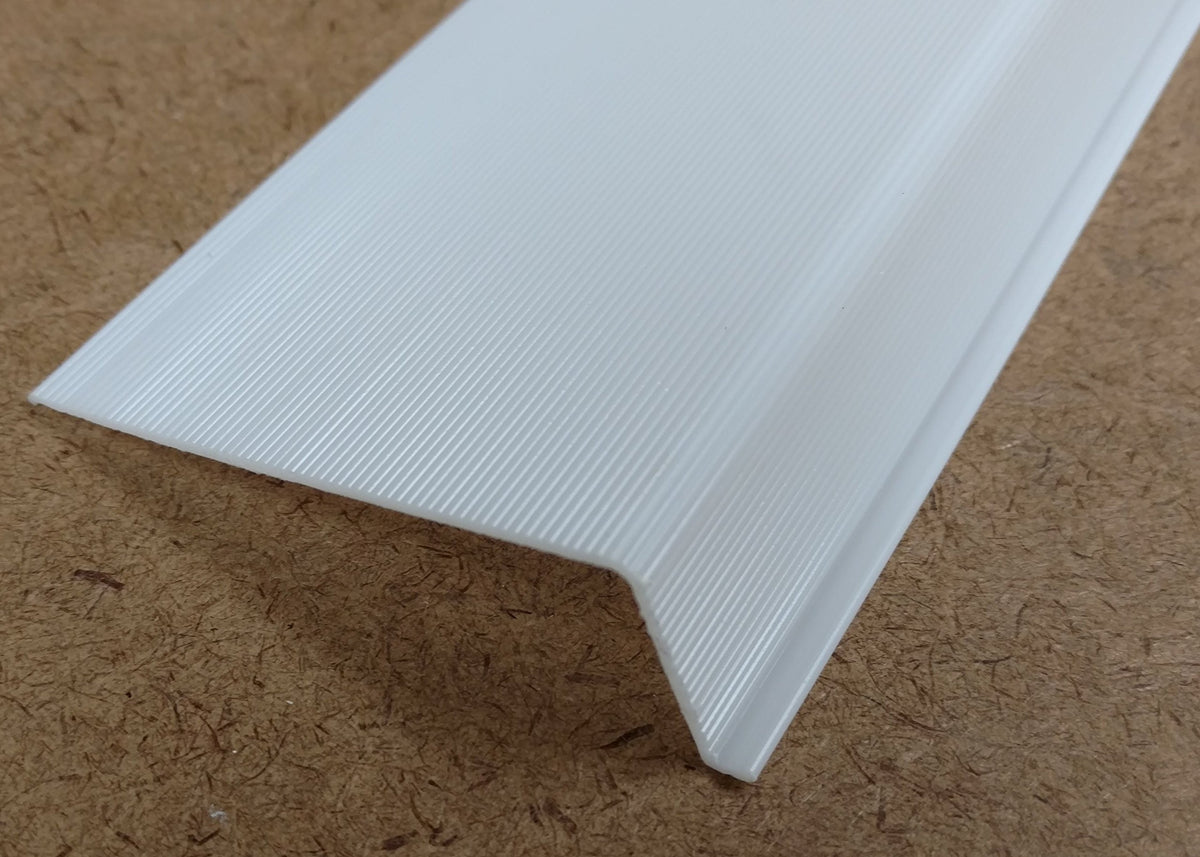 Ribbed Acrylic Replacement Lens L-Shape 2-3/4 x 1 x 24" Q98697
